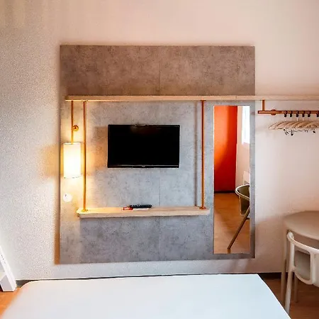 Ibis Budget Nancy Porte Sud מלון 2*